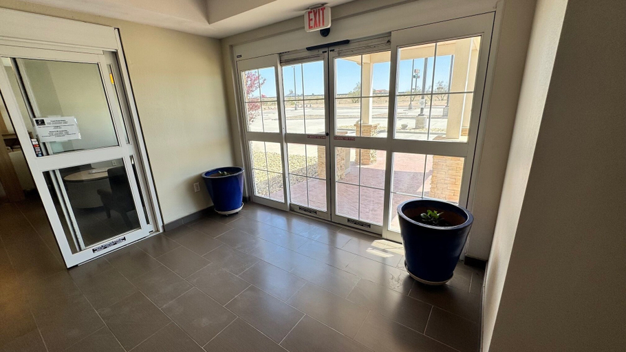 Others 5, Permian Studio Apartments, Ward