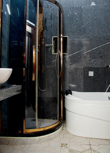 Bathroom 4, Grand Bohabs Hotel, AbujaMun