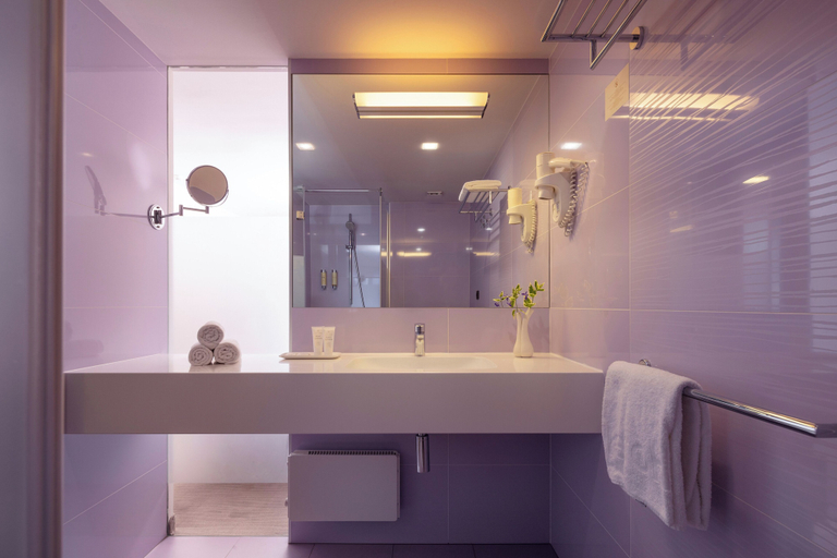 Bathroom 5, Vitality Hotel Punta, Mali Lošinj