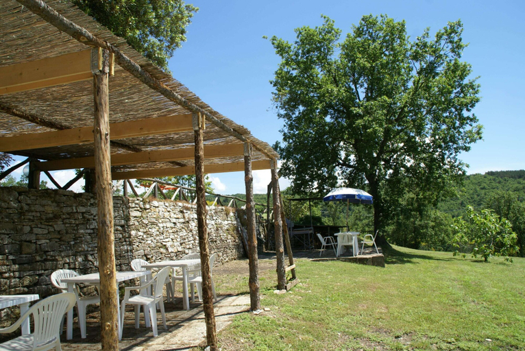 Others 3, Holiday Home in Citta di Castello With Pool, Perugia