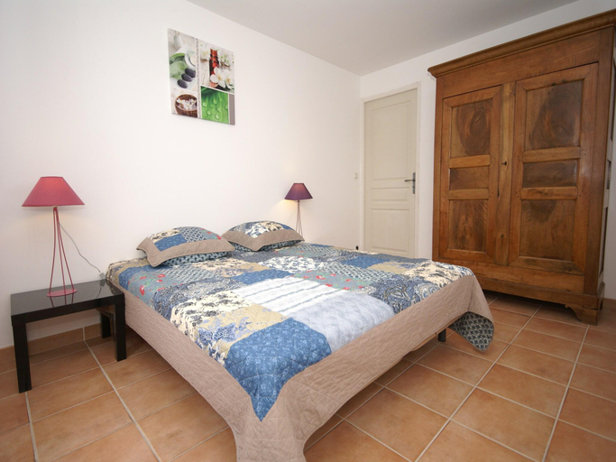 Bedroom 3, Villa Overlooking Les Vans Centre, Ardèche