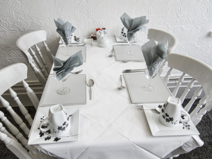 Food & Drinks 5, Marsden Hotel, Blackpool