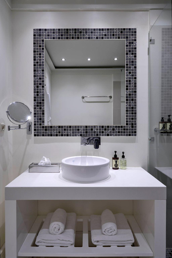 Bathroom 3, Skiathos Princess, Thessaly