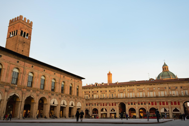 Exterior & Views, Royal Central Room, Bologna
