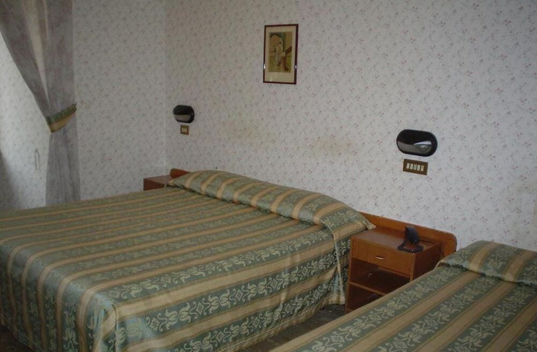 Bedroom 3, Hotel Demetra Capitolina, Rome