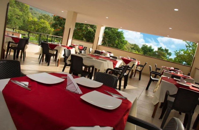 Food & Drinks, HOTEL MONCHUELO SPA, San Gil