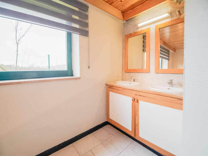 Bathroom 3, Cottage in Vaux-sur-Sure with garden, Luxembourg