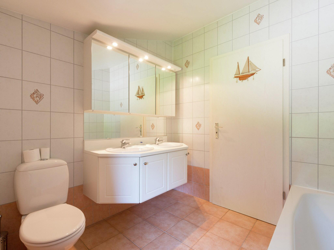 Bathroom 3, Rustic Cottage in Jevigne, Liège