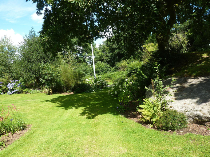 Others 3, Holiday Home in Huelgoat near Monts dArree, Finistère