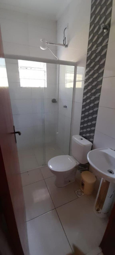 Bathroom 5, prx a praia com piscina, Mongaguá