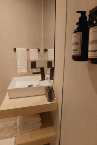Bathroom 5, Ixum, Casa Hotel Boutique, Isla Mujeres