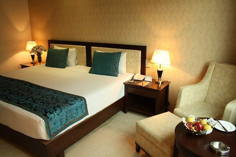 Bedroom 16
