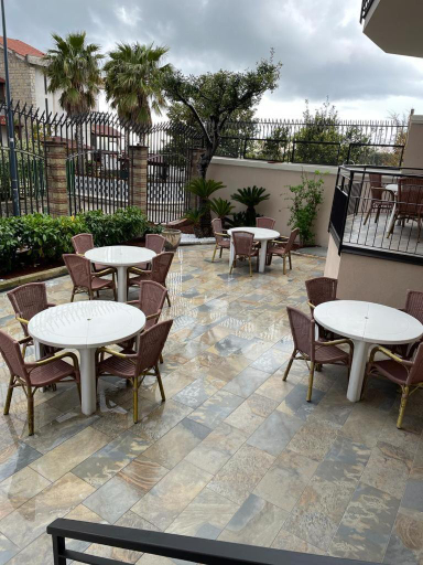 Others 3, Hotel il Rosone, Napoli