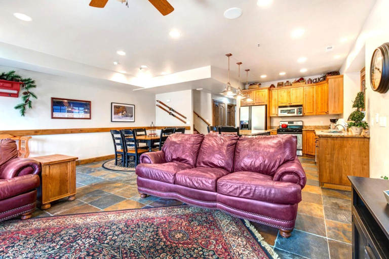 Others 5, Park Avenue Townhomes by KBM, Summit