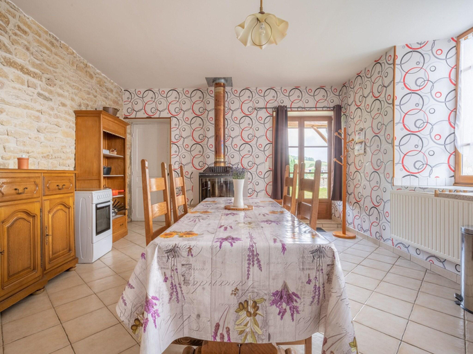 Others 5, Vintage Holiday Home in Nouart, Ardennes