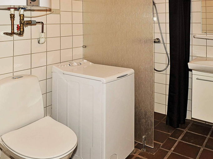 Bathroom, 4 Star Holiday Home in Henne, Varde