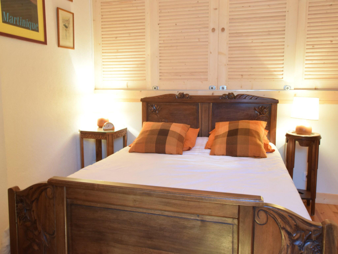 Bedroom 2, Escape in Saint-Julien-du-Gua, Ardèche