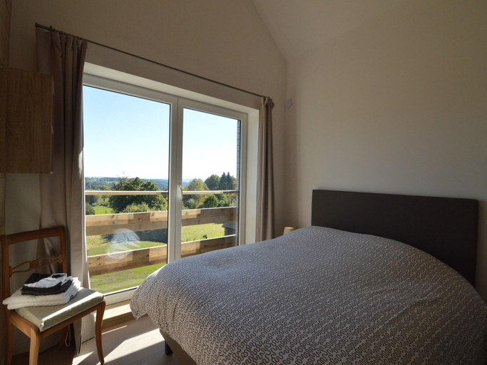 Bedroom 2, Villa with Spa-Francorchamps F1 Circuit, Liège
