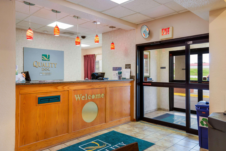 Public Area 2, Quality Inn I-70 Near Kansas Speedway, Kansas City