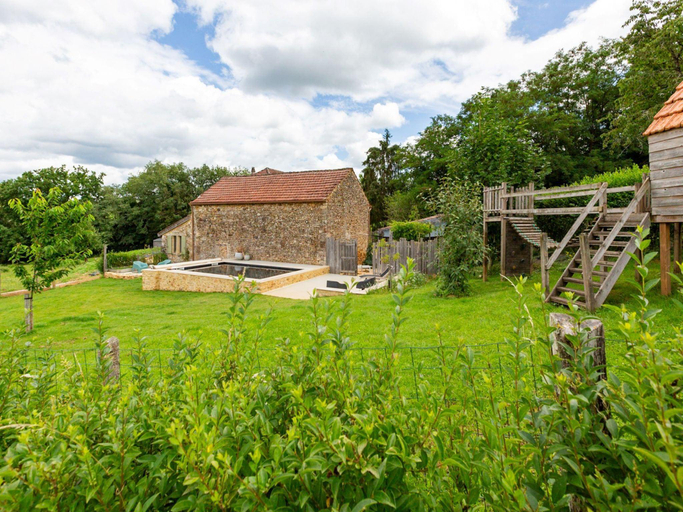 Others 5, Dreamy Retreat in Loubejac, Dordogne