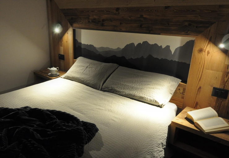 Others 3, Albergo Alpino, Trento