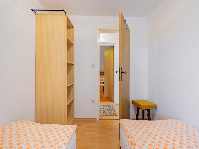 Others 4, Wohnung im OT Brusow mit Garten, Rostock