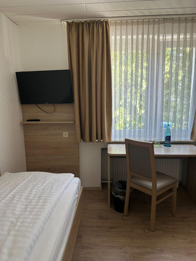 Bedroom 4, Haven - Hotel Bochum, Bochum
