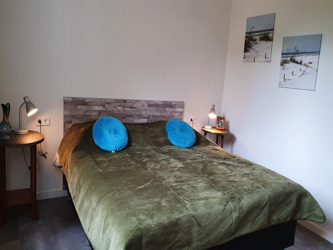 Bedroom 2, Stylish Holiday Home Near Sea, Noord-Beveland
