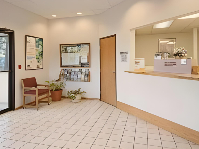 Public Area 2, Super 8 by Wyndham Klamath Falls, Klamath