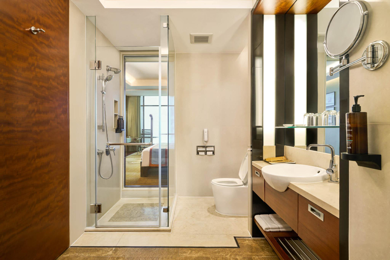Bathroom 16