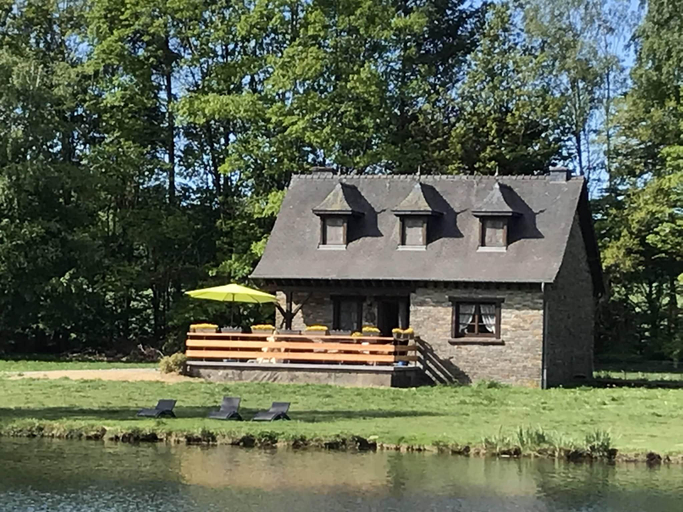 Exterior & Views 1, Riverside Escape in Bouillon, Luxembourg