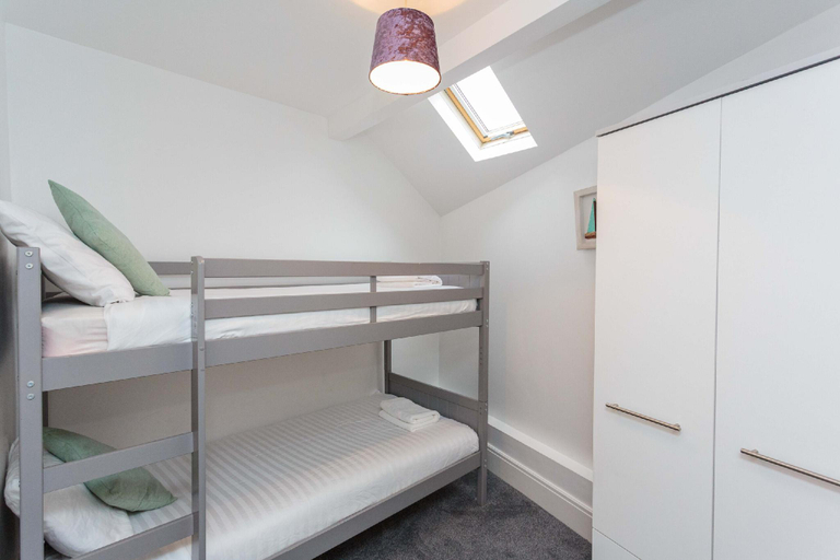 Others 2, Cherry Property - Apple Suite, Blackpool