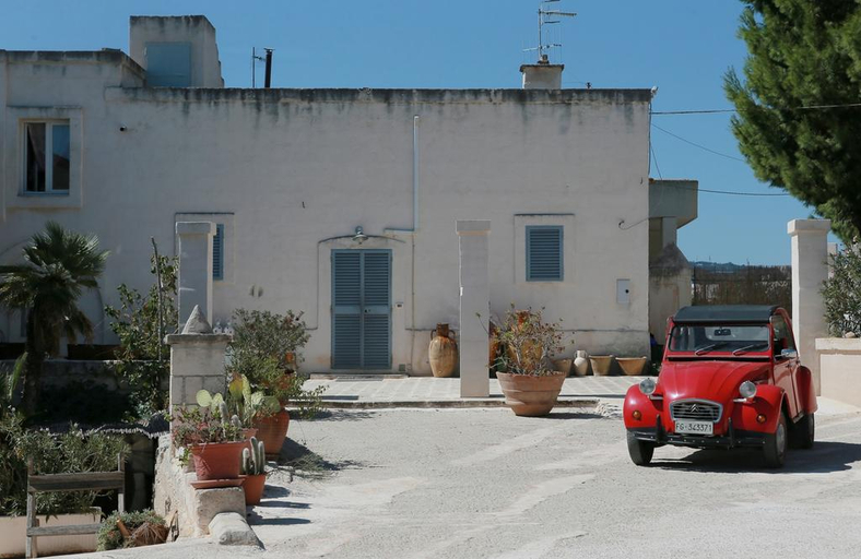Lobby, Masseria Pelosella, Brindisi