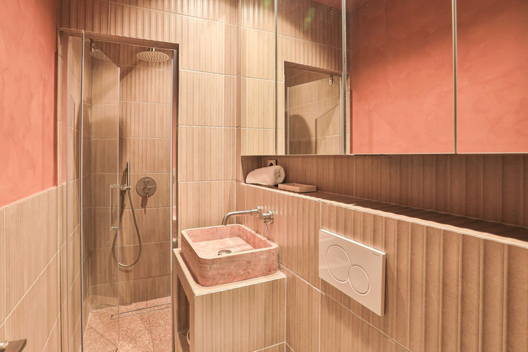 Bathroom 2, Charming Studio With A/C - 2P - Center St Tropez, Var