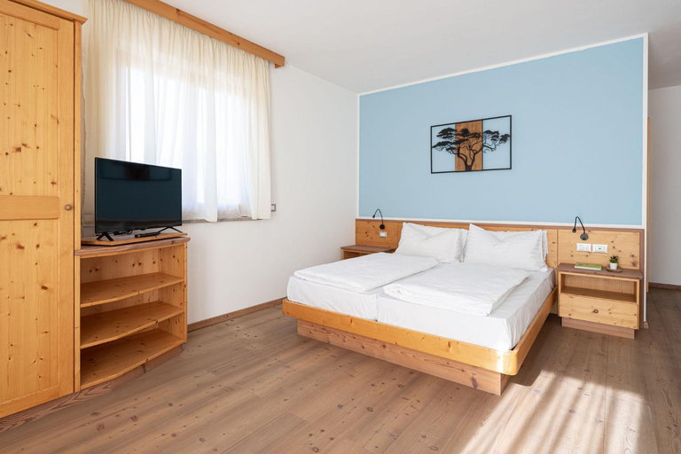 Bedroom 5, Grünwald, Bolzano