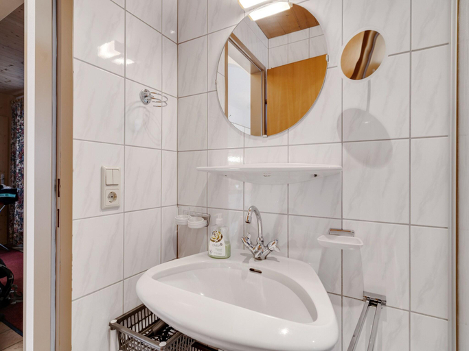 Others 4, Chalet in Fugenberg near Spieljoch Ski Lift, Schwaz