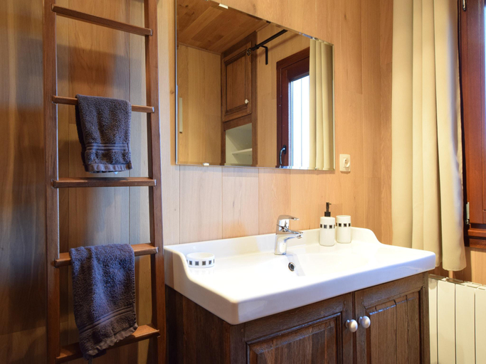 Bathroom 3, Very welcoming and cosy chalet, Namur