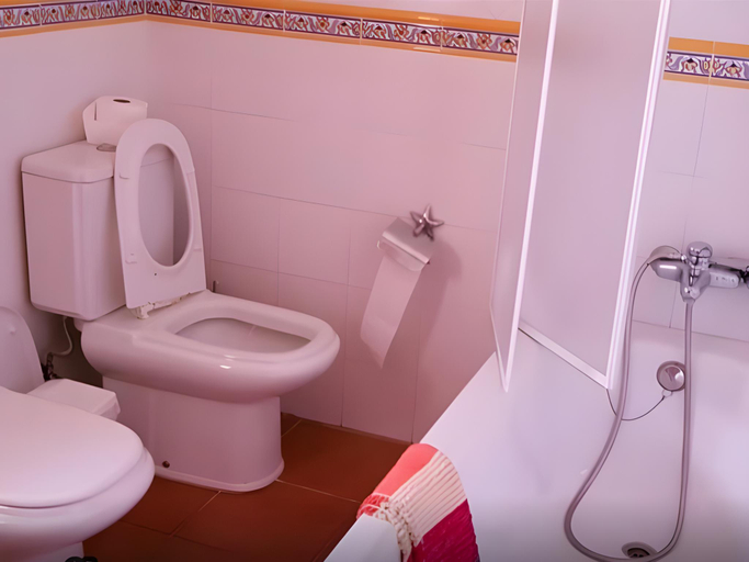 Bathroom 2, Villa 'El Cortijo' with private pool., Granada