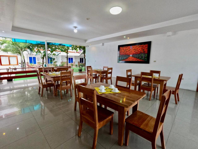 Food & Drinks 4, Isabela Hotel Loja, Isabela