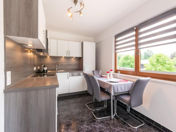 Others 4, Attractive apartment with terrace, Kufstein