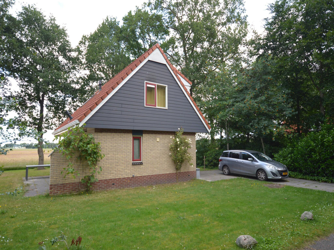 Exterior & Views 1, Restful Holiday Home in Lemele, Ommen