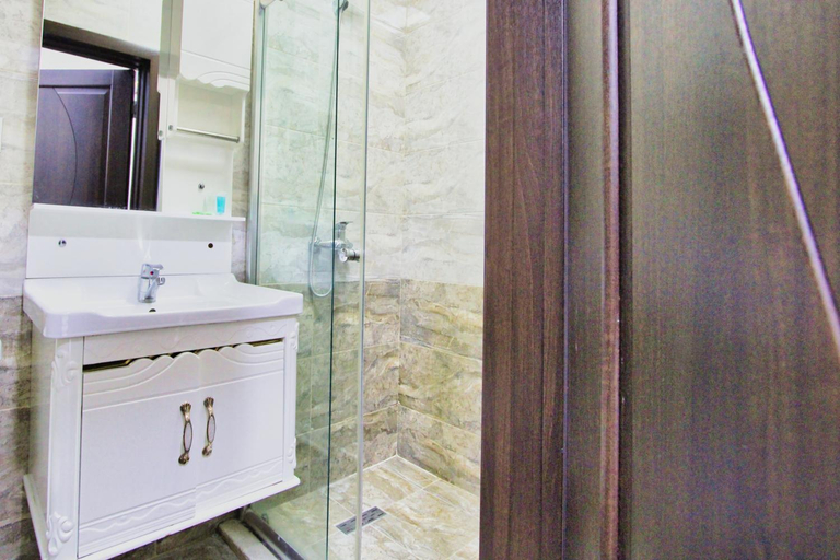 Bathroom 5, City inn Boutique Hotel, Baku