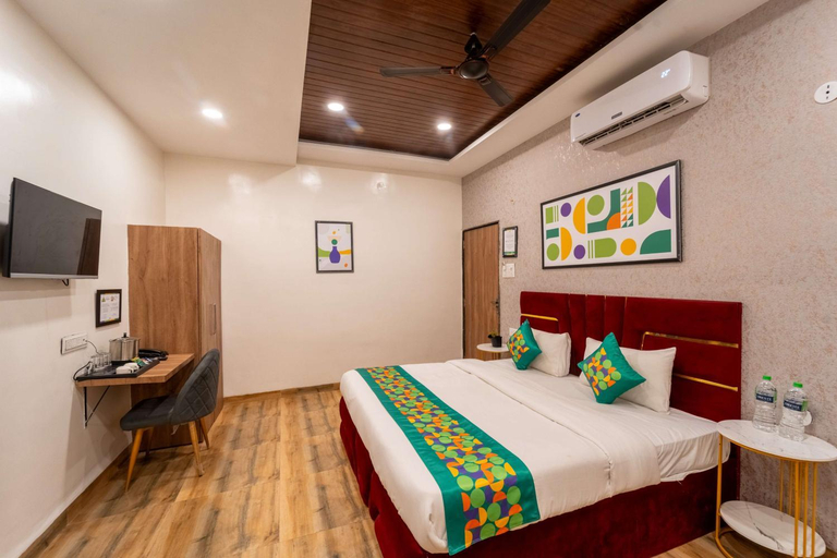 Bedroom 2, Hotel Vedic Vista, Indore