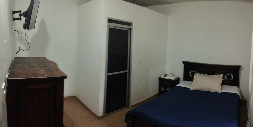 Bedroom 2, Hotel Esmeralda Duitama, Duitama