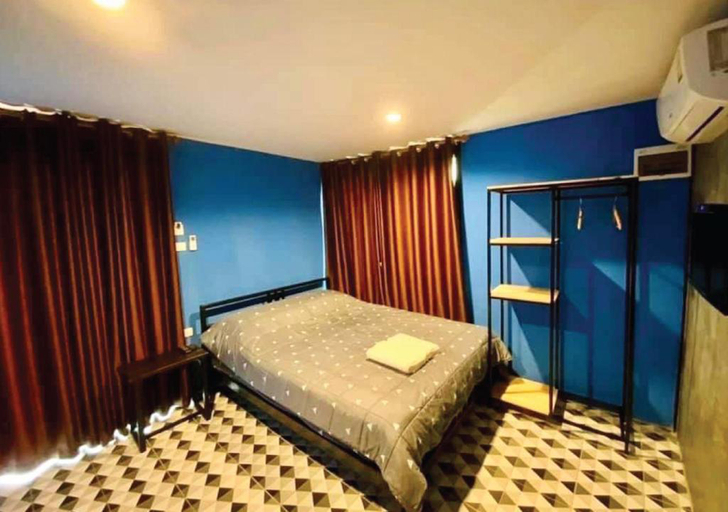 Bedroom 30