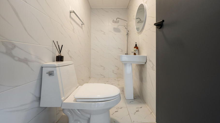 Bathroom 4, Gyeongju Purspet Dog Pension, Gyeongju