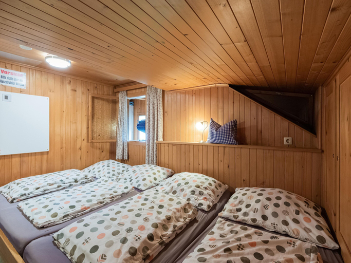 Bedroom 2, Chalet in Schwarzenberg near Ski Lift, Bregenz