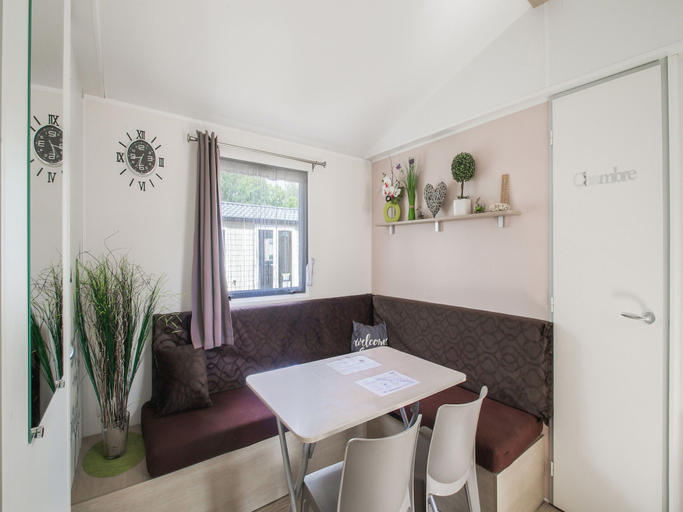Living room 2, Holiday Home in Saint Jean de Monts With Jacuzzi, Vendée