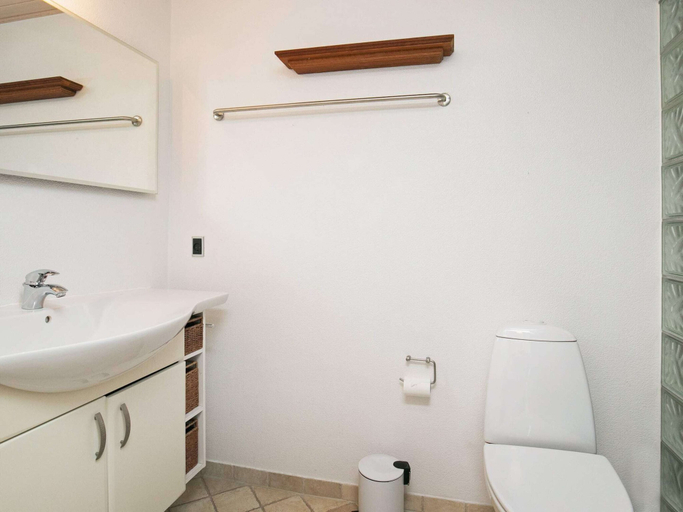 Bathroom 3, Holiday Home in Ålbæk, Frederikshavn
