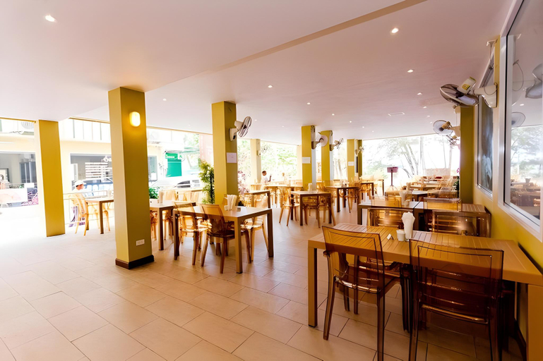 Food & Drinks 5, Anda Beachside Hotel, Phuket Island